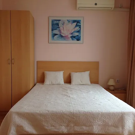 In Fort Noks, Apartamento Sveti Vlas