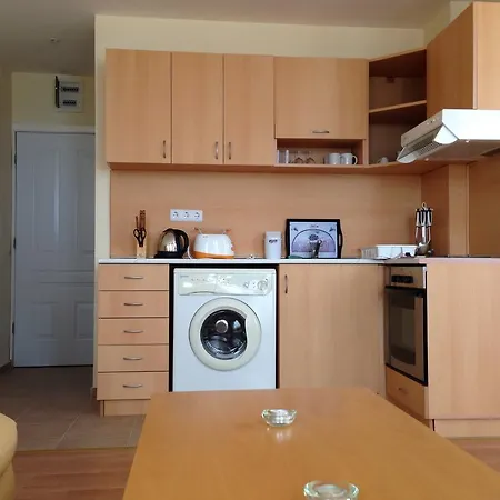 In Fort Noks, Apartamento *